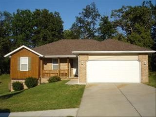 1346 S  20th Ave, Ozark, MO 65721