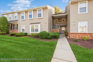 19 Lindsey Circle #19, Old Bridge, NJ 08857