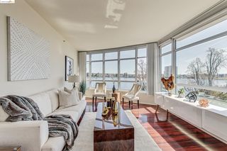 1 Lakeside Dr #503, Oakland, CA 94612