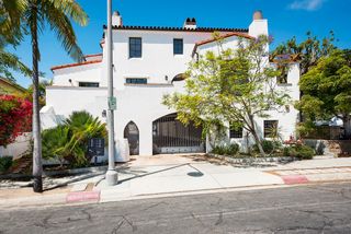24 W  Calle Crespis, Santa Barbara, CA 93105