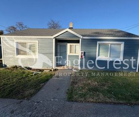 223 SE Roseville Ln, College Place, WA 99324