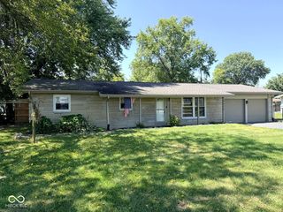 4370 N  200 W, Columbus, IN 47201