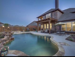8229 Spitfire Trl, Aubrey, TX 76227