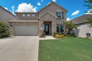 2823 Silver Leaf Dr, Argyle, TX 76226