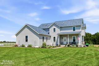 4426 Metcalf Rd, Fort Gratiot, MI 48059