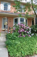 427 Oakmont Ct, Harleysville, PA 19438