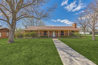 1200 S  Church St, Decatur, TX 76234