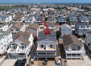 249 35th St E, Side Avalon, NJ 08202