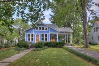 311 Belle Air Place, Carthage, MO 64836