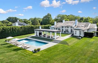 210 Downs Path, Southampton, NY 11968