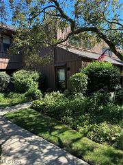 33803 Electric Blvd #D16, Avon Lake, OH 44012