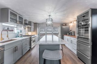 106 8th Ave, Bartlett, IL 60103