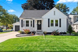1391 9th St, Green Bay, WI 54304