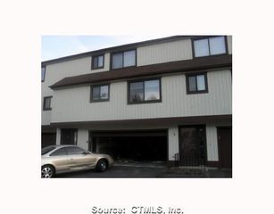26 Brockton Court #26, Beacon Falls, CT 06403