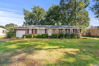 2018 Park St SE, Decatur, AL 35601