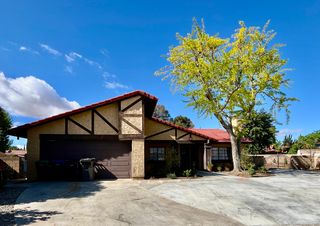 1200 Pasteur Dr, Lancaster, CA 93535