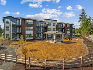 22295 Dauntless Dr NW #A103, Poulsbo, WA 98370