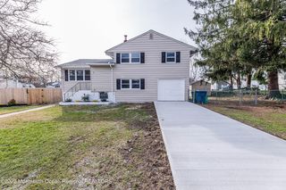 15 Manor Drive, Neptune, NJ 07753