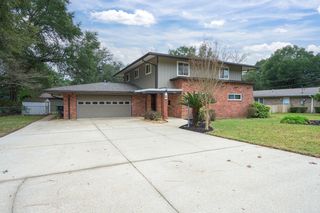 39 Magnolia Ave, Shalimar, FL 32579