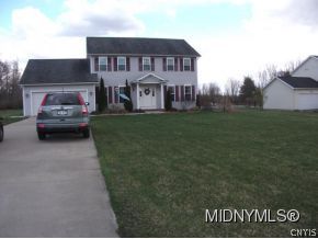 9134 Shelley Dr, Marcy, NY 13403