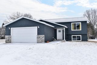 20 Sunset Blvd, Elgin, MN 55932