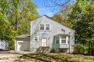 5897 Brookside Dr SE, Mableton, GA 30126