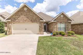 515 Eagle Springs Dr, Centerville, GA 31028