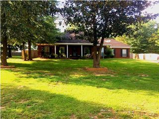 1144 Timber Creek Ct, Axis, AL 36505