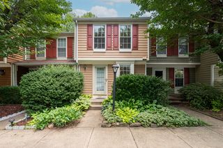 1931 Belmont Ridge Ct, Reston, VA 20191