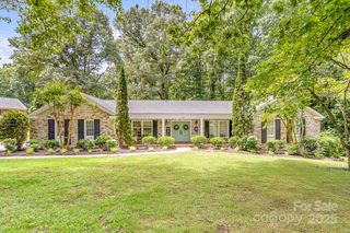 120 Labans Ln, Lincolnton, NC 28092