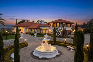 5770 Harwood Ln, Los Gatos, CA 95032