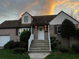 18 Avenue B #B, Lodi, NJ 07644