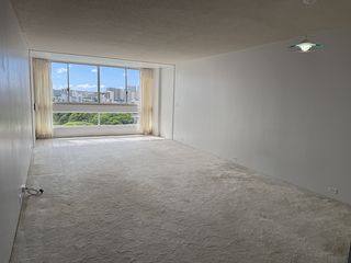 1212 Punahou St #803, Honolulu, HI 96826
