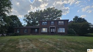 159 Country Club Est, Glasgow, KY 42141