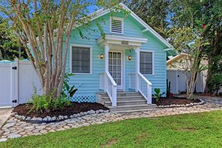2520 HUNTINGTON AVENUE, Sarasota, FL 34232