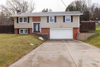 417 W  Malden Dr, Coal Center, PA 15423