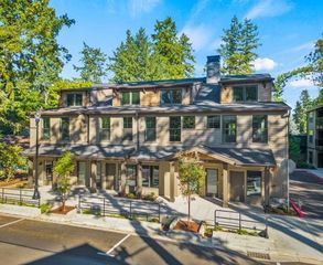 15948 Quarry Rd #A5, Lake Oswego, OR 97035