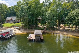 98 Windsong Dr, Roanoke Rapids, NC 27870