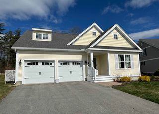 21 Sierra Hill Drive, Dover, NH 03820