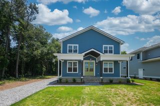476 Yadkin Rd, Southern Pines, NC 28387