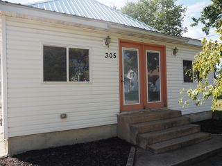 305 Birch St, Correctionville, IA 51016