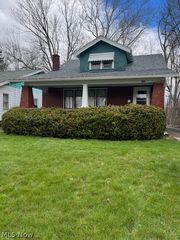 440 W  Ravenwood Ave, Youngstown, OH 44511