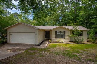 2101 Coraltree Dr, Bryant, AR 72022