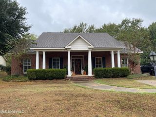 303 N  Jordan St, Carthage, MS 39051