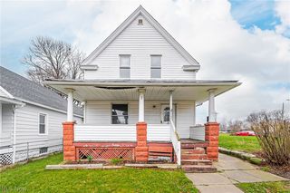 3153 W  70th St, Cleveland, OH 44102