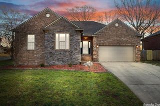10840 Rocky Creek Dr, Sherwood, AR 72120