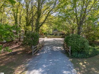 176 Fox Run Ln, Tryon, NC 28782