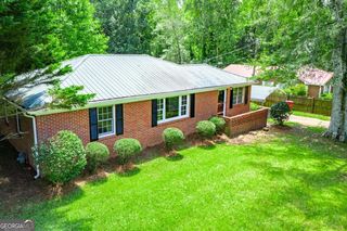 230 N  Carroll St, Bowdon, GA 30108
