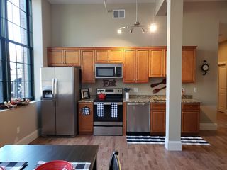 145 Randall St #110, Pawtucket, RI 02860