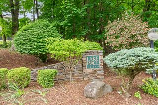 12 Boulevard Drive #21-130, Danbury, CT 06810